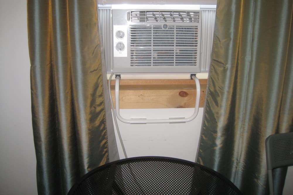 Photo of Others in Murphys