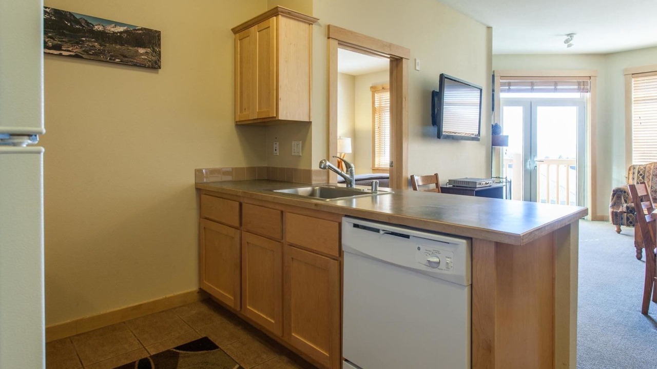 Photo of Kitchen in Mammoth Lakes