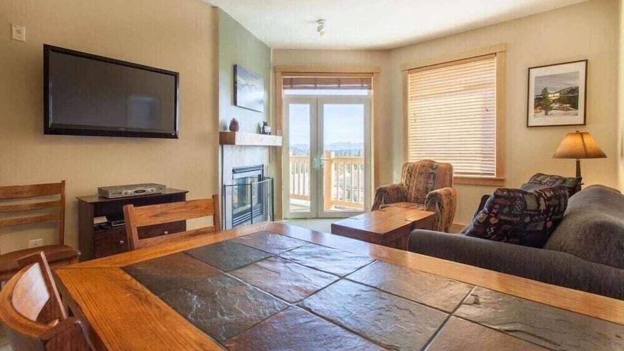 Photo of Livingroom in Mammoth Lakes