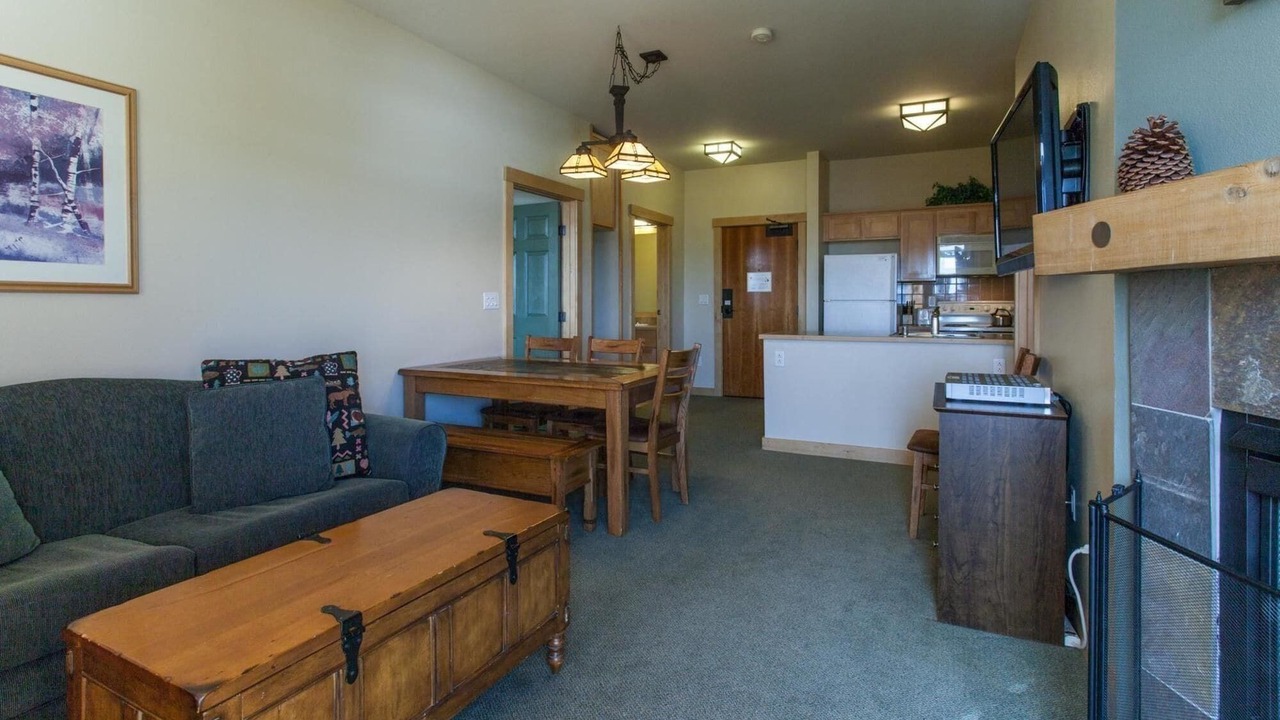 Photo of Livingroom in Mammoth Lakes