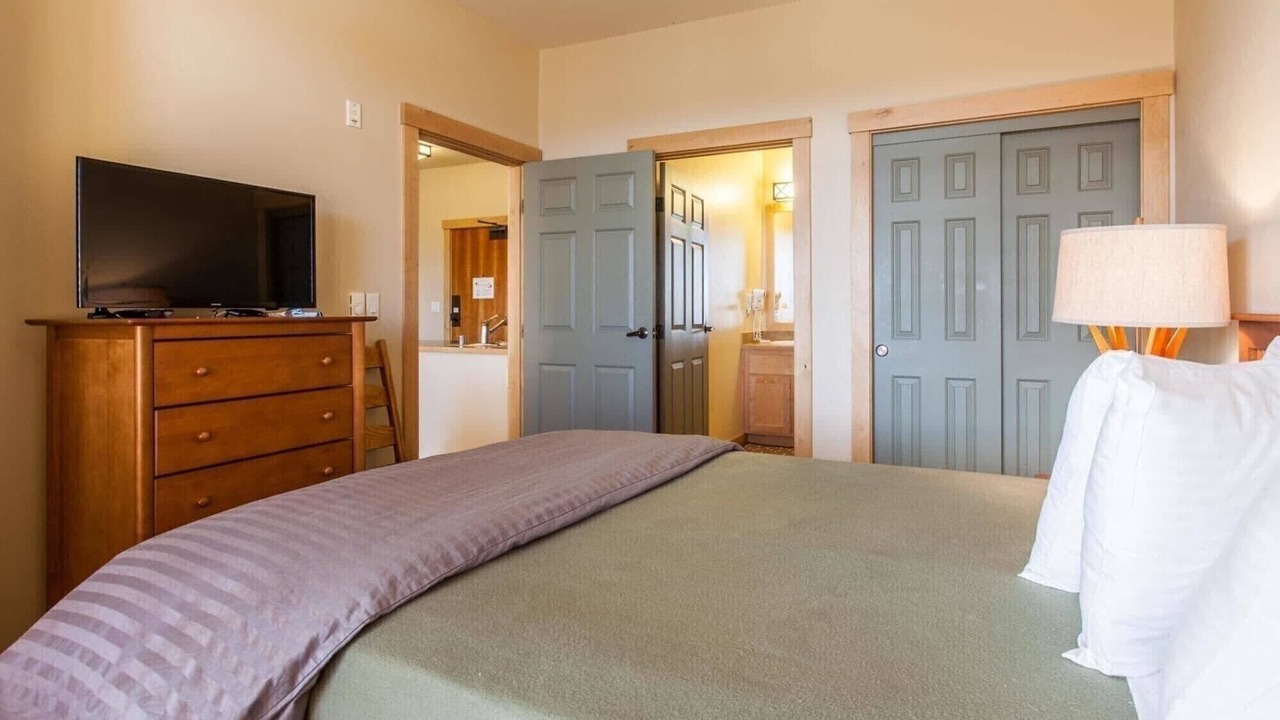 Photo of Bedroom in Mammoth Lakes