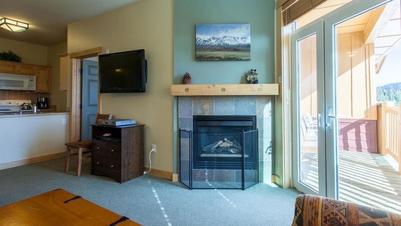 Photo of Livingroom in Mammoth Lakes