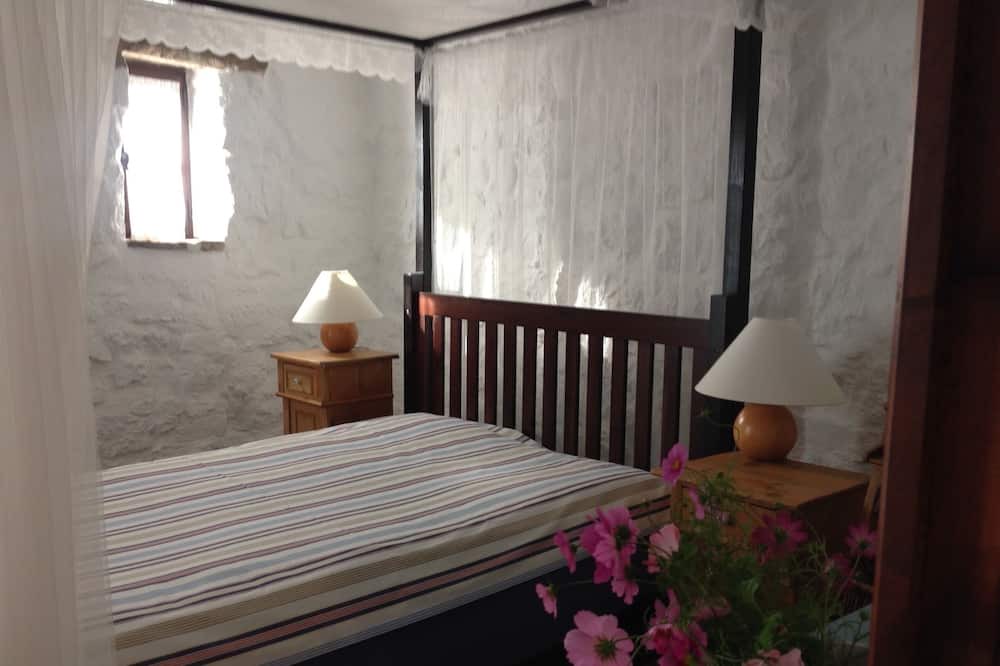 Photo of Bedroom in Lauroux