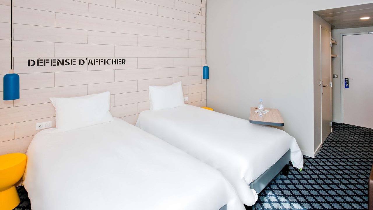 Photo of Bedroom in Chalons-en-Champagne