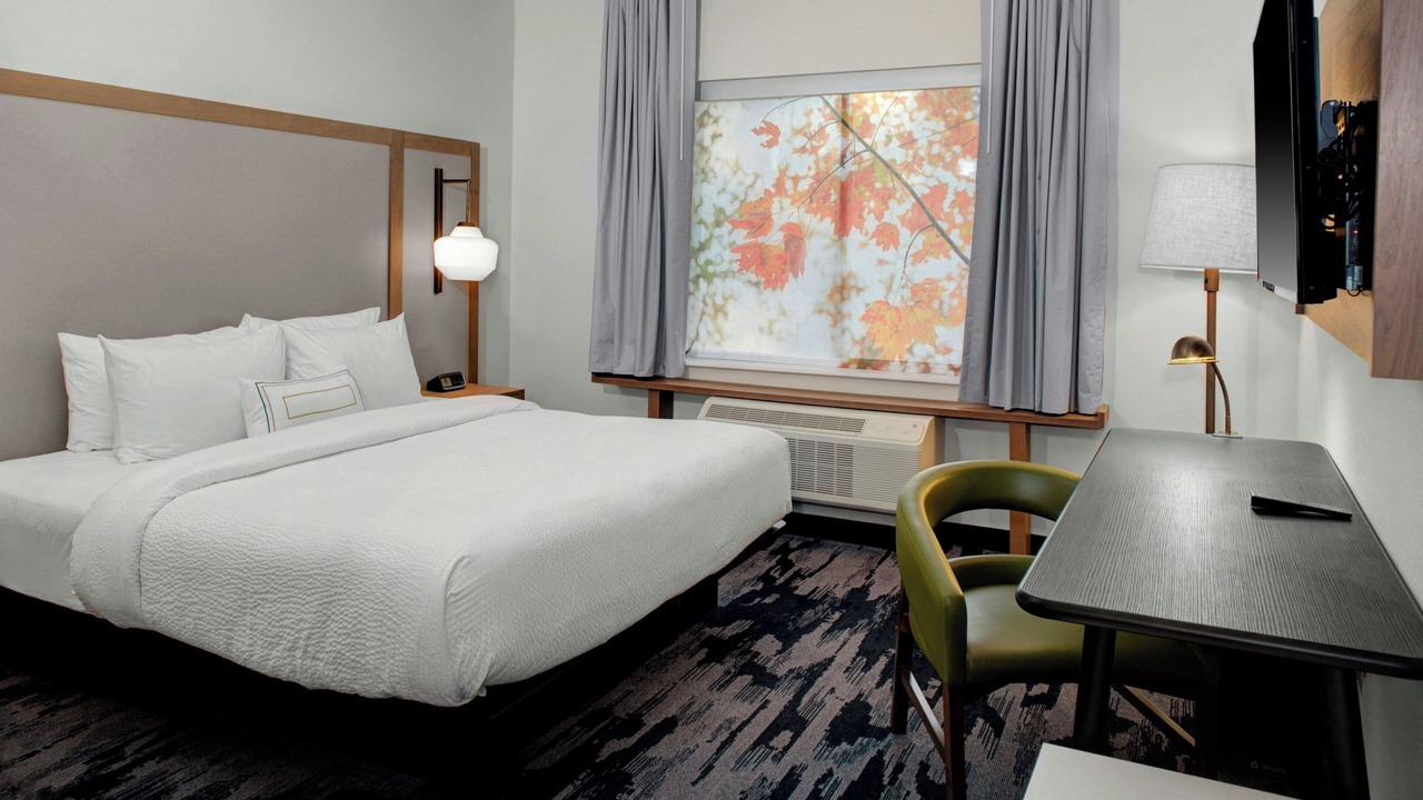 Photo of Bedroom in Salem
