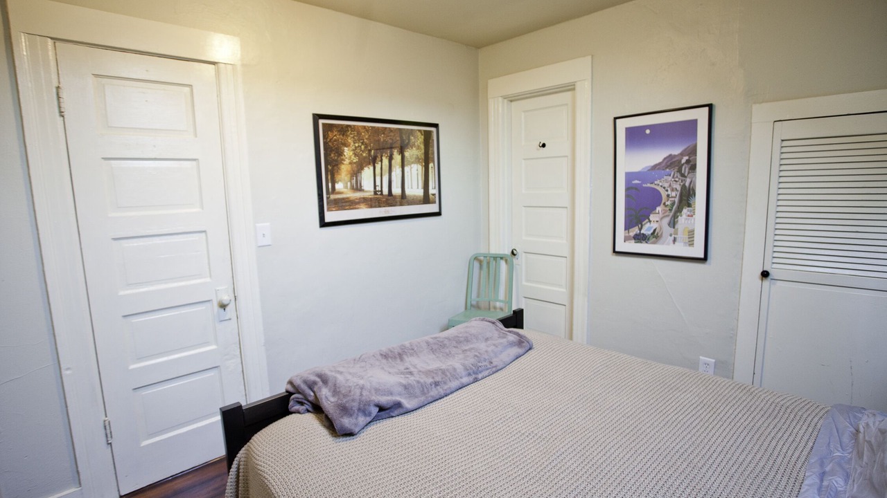 Photo of Bedroom in Alberta