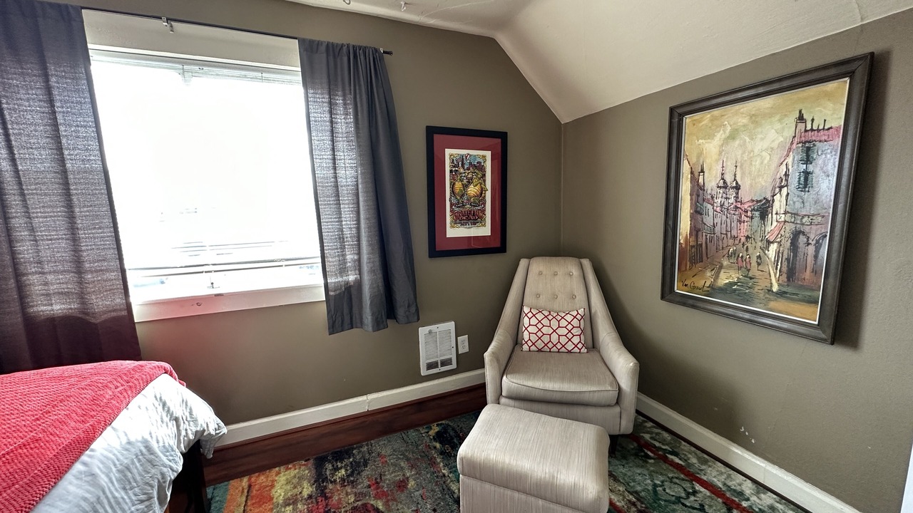 Photo of Bedroom in Alberta