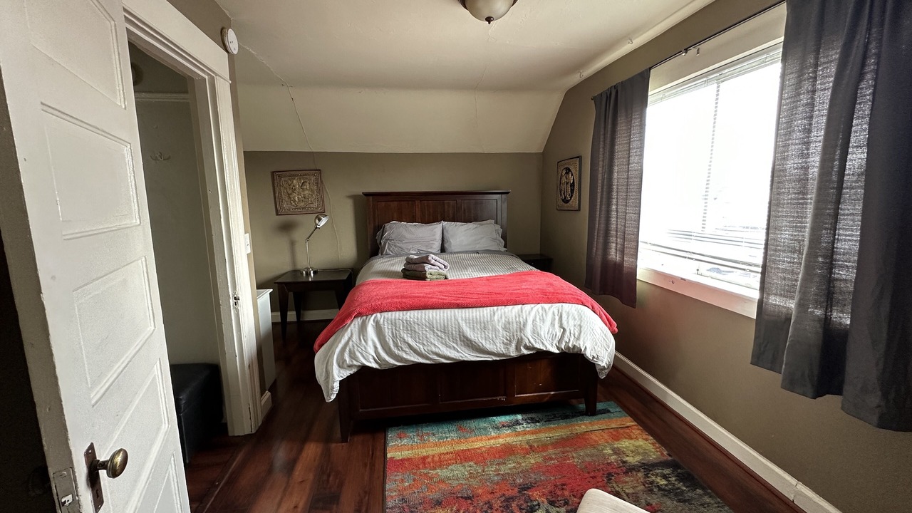 Photo of Bedroom in Alberta