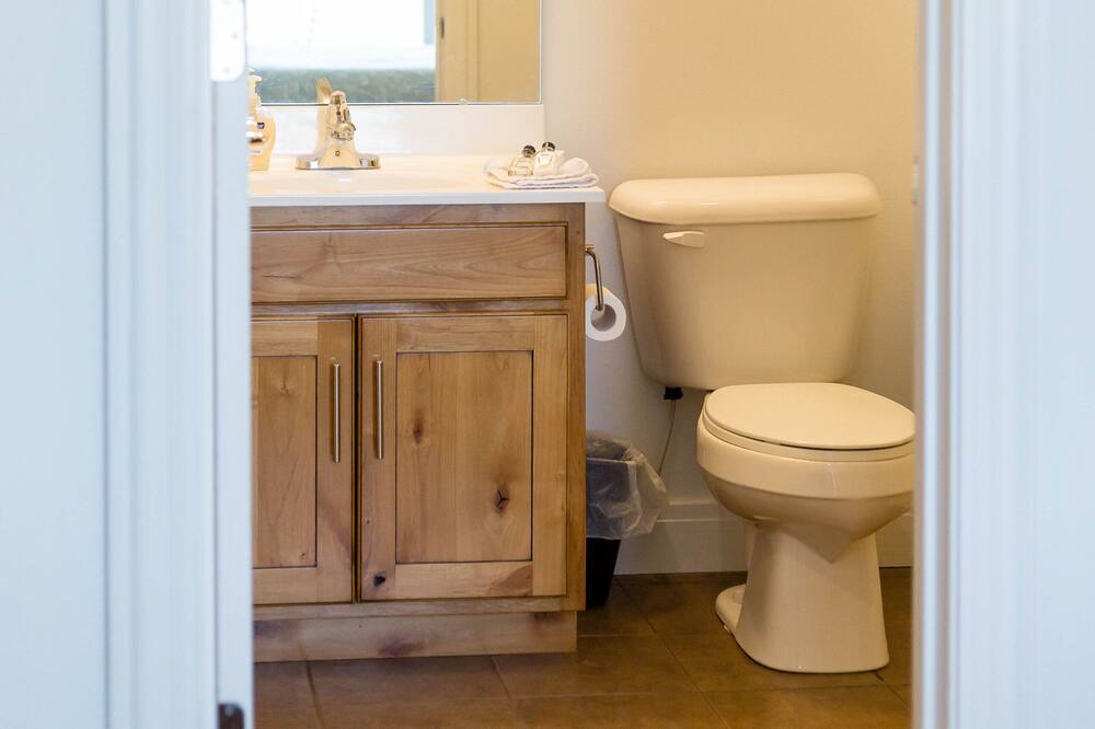 Photo of Bathroom in Perryville