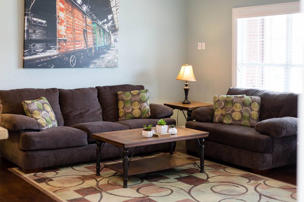 Photo of Livingroom in Perryville