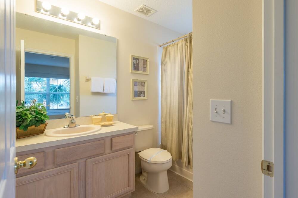 Photo of Bathroom in Solana