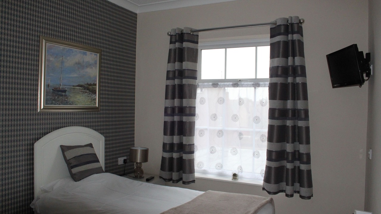 Photo of Bedroom in Nuneaton