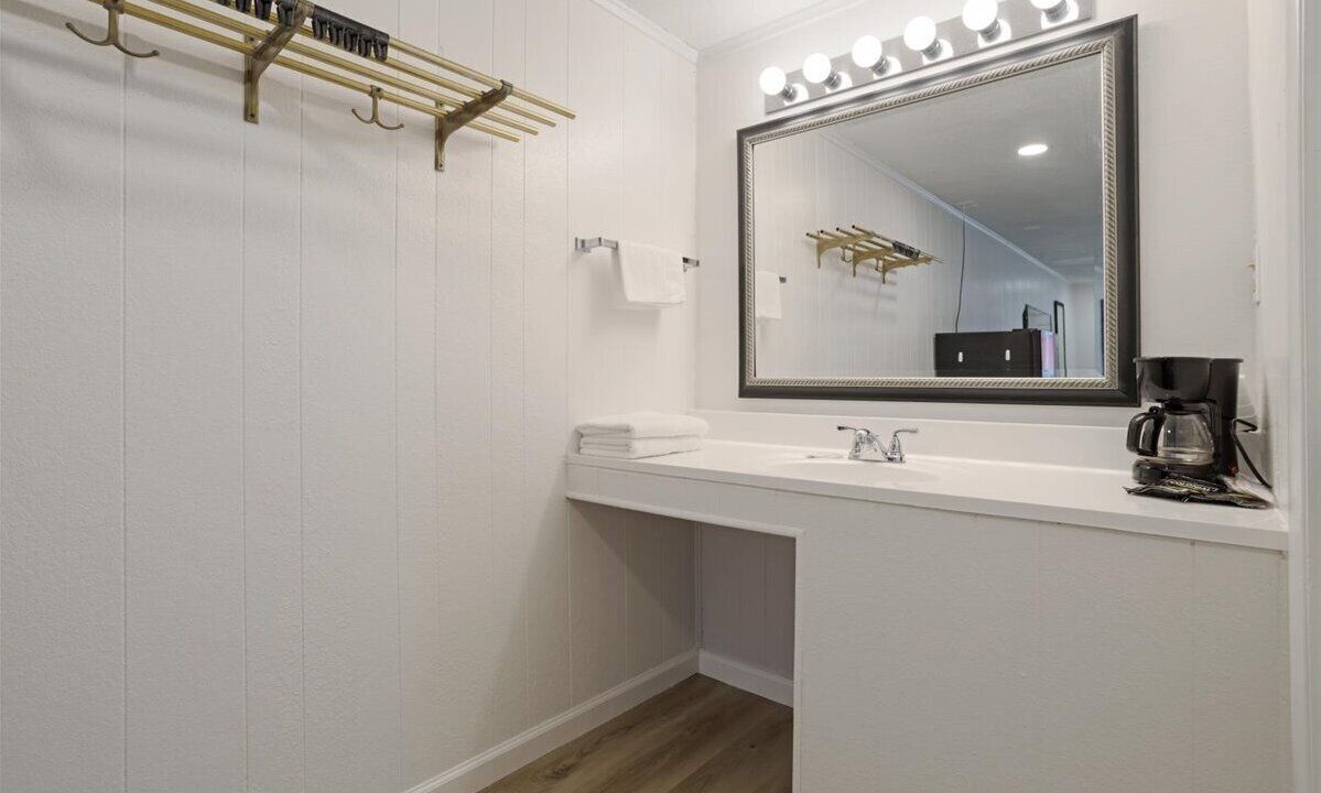 Photo of Bathroom in Pottsboro