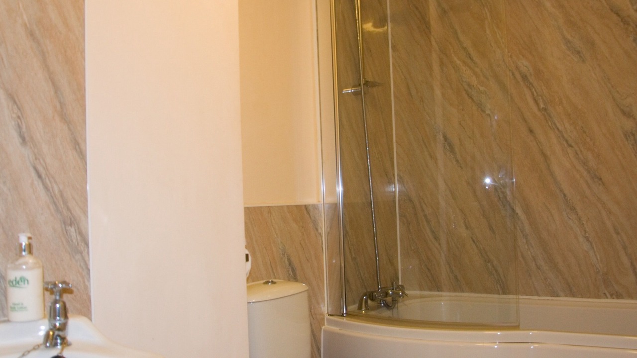 Photo of Bathroom in Egton