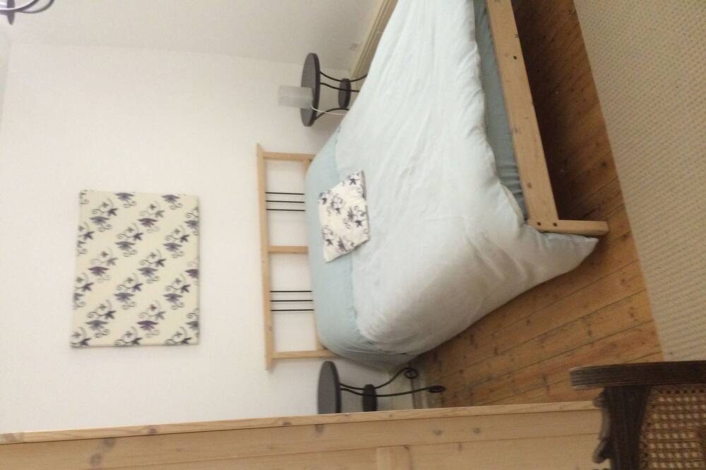 Photo of Bedroom in Fruges