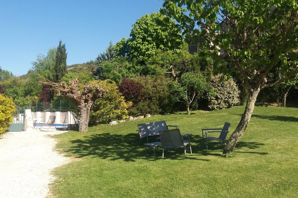 Photo of Outdoor in Gras