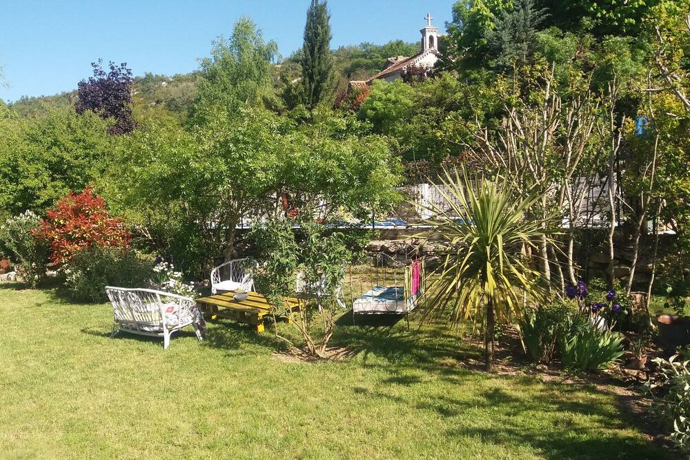 Photo of Outdoor in Gras