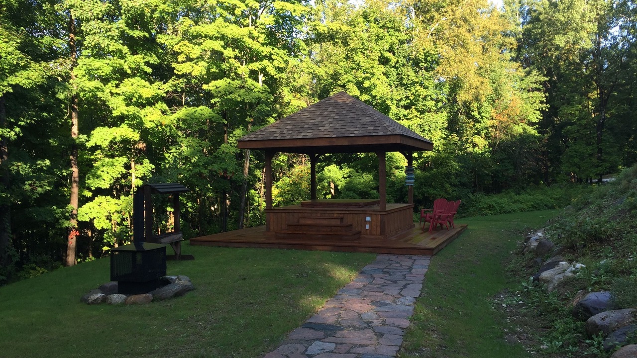 Photo of Outdoor in Amherst