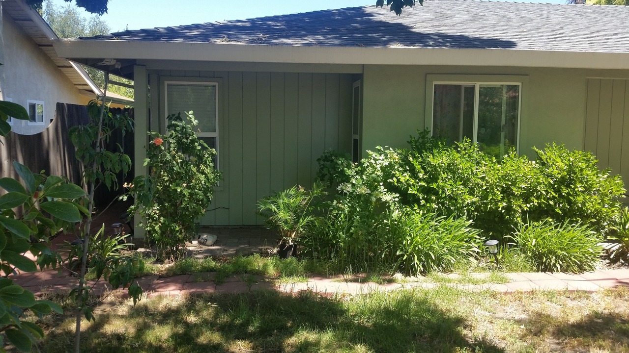 Photo of Outdoor in West Davis Manor