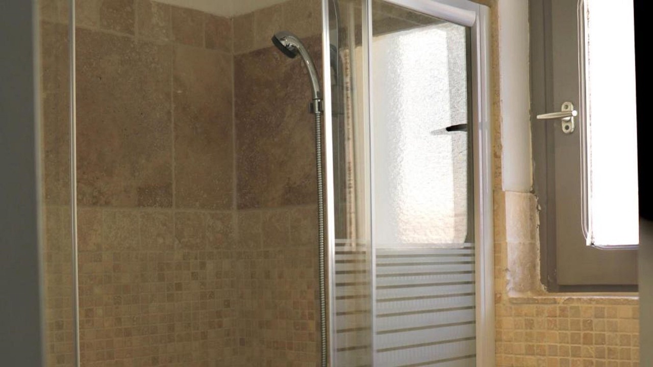 Photo of Bathroom in Lunel