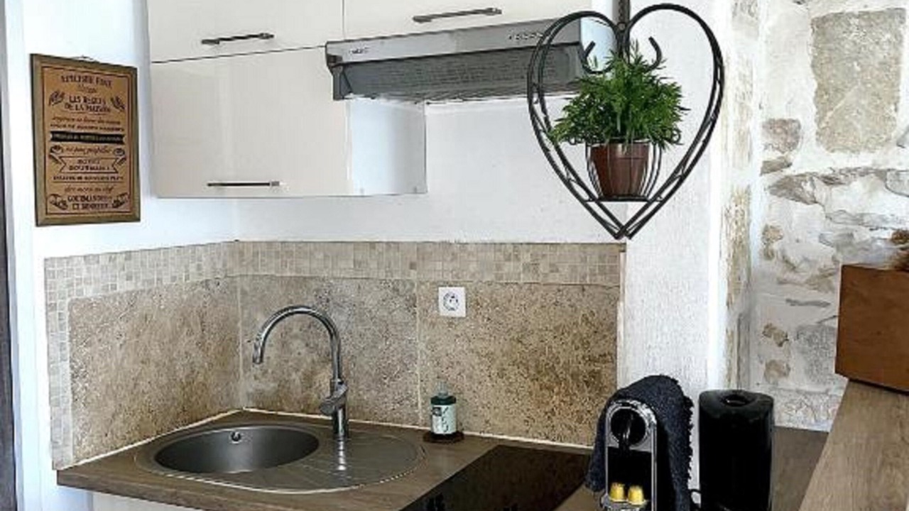 Photo of Bathroom in Lunel
