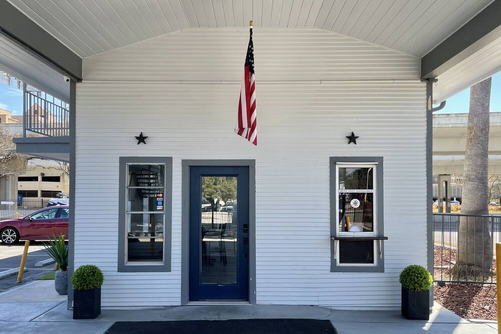 Photo of Outdoor in Tobin Hill