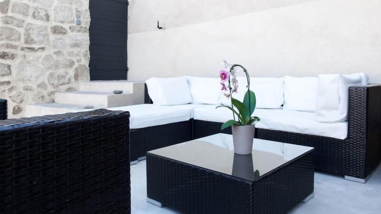 Photo of Patio Balcony in Cucuron