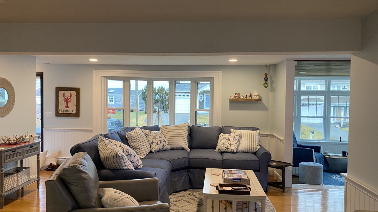 Photo of Livingroom in Cedar Bushes
