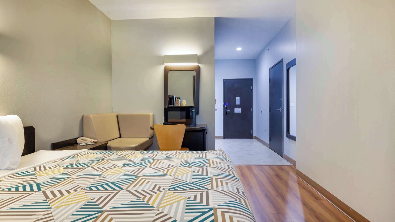 Photo of Bedroom in Texas City