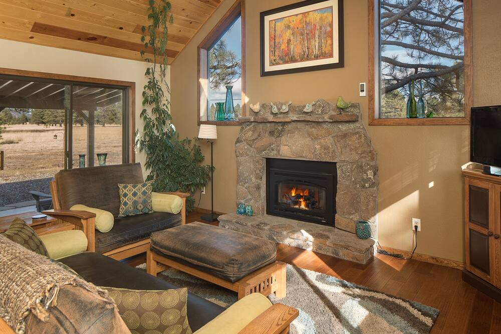 Photo of Livingroom in Parks
