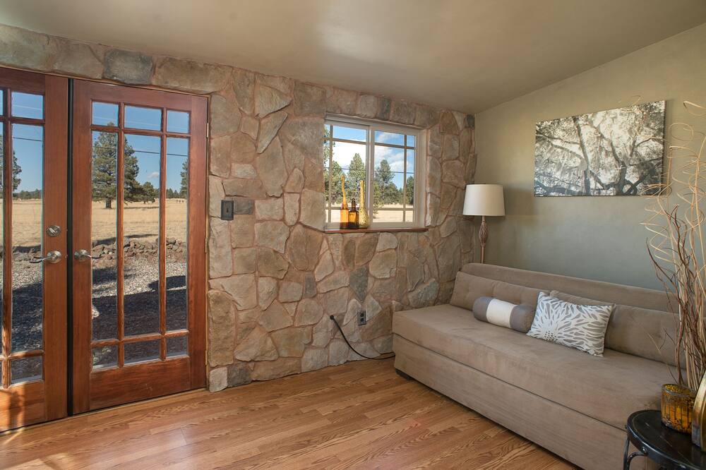 Photo of Bedroom in Parks