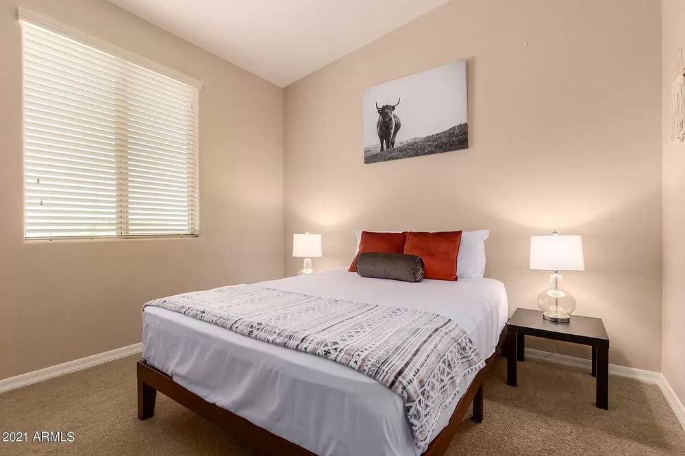 Photo of Bedroom in Parkwood Ranch