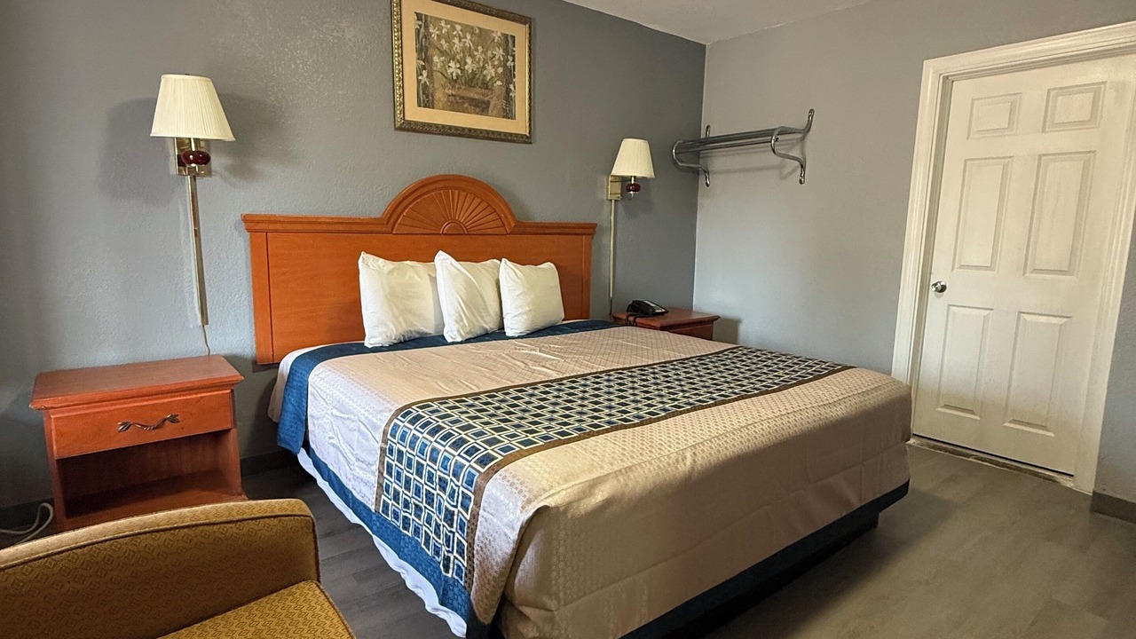 Photo of Bedroom in Magnolia