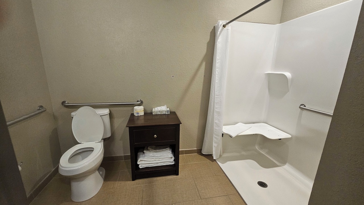 Photo of Bathroom in DeQuincy