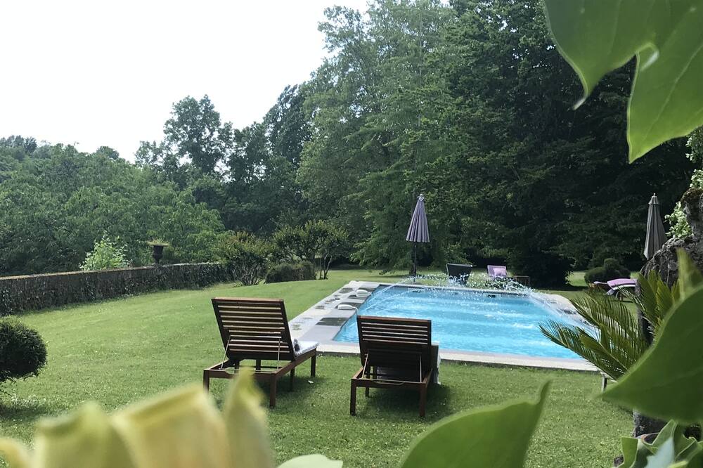 Photo of Outdoor in Mouleydier