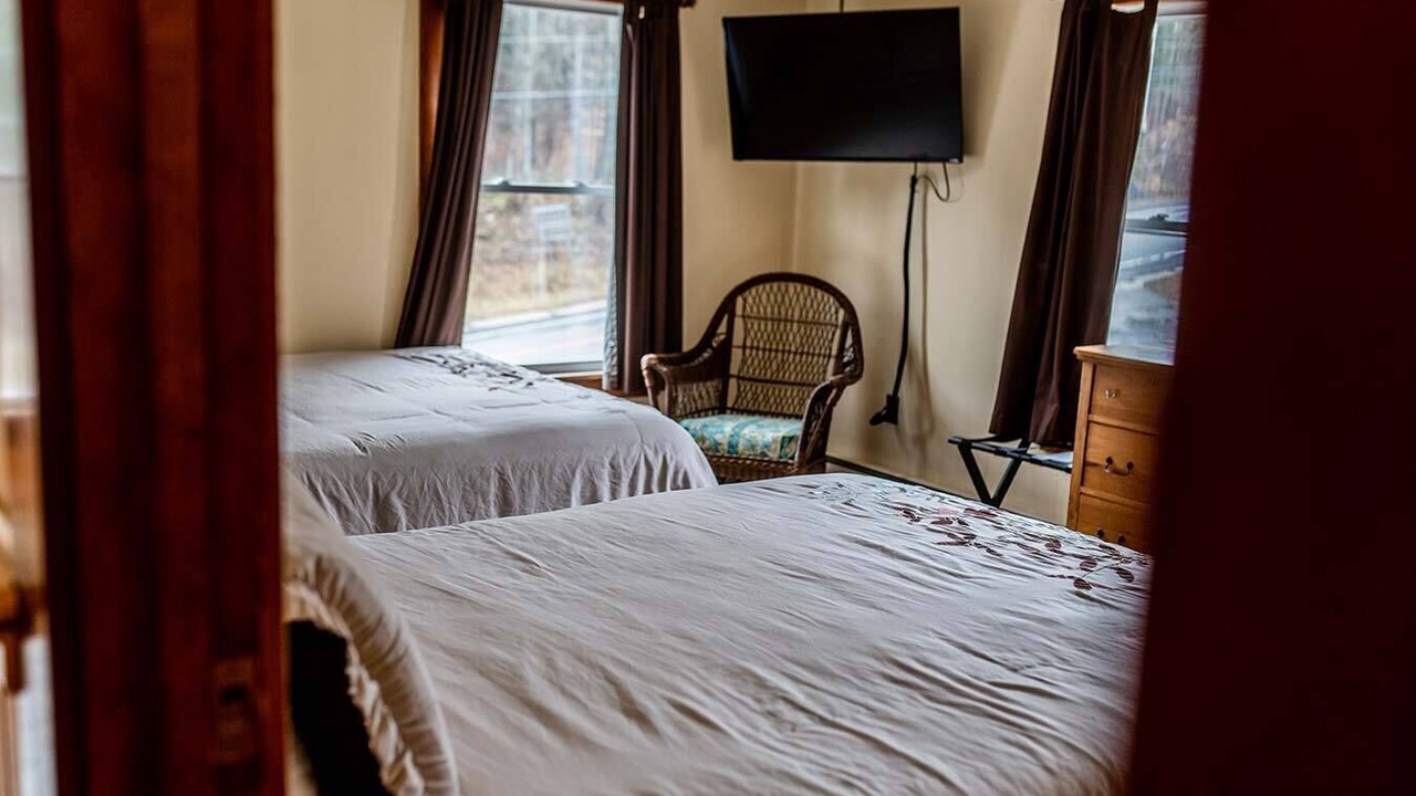 Photo of Bedroom in Long Lake