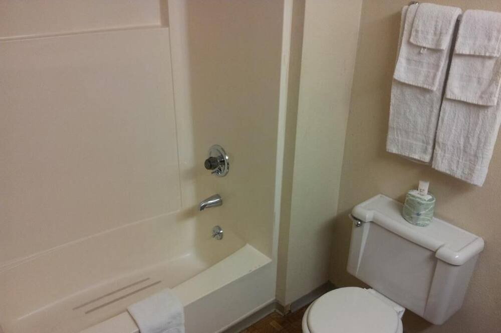 Photo of Bathroom in Sullivan