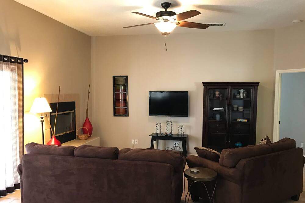 Photo of Bedroom in Heritage Hills