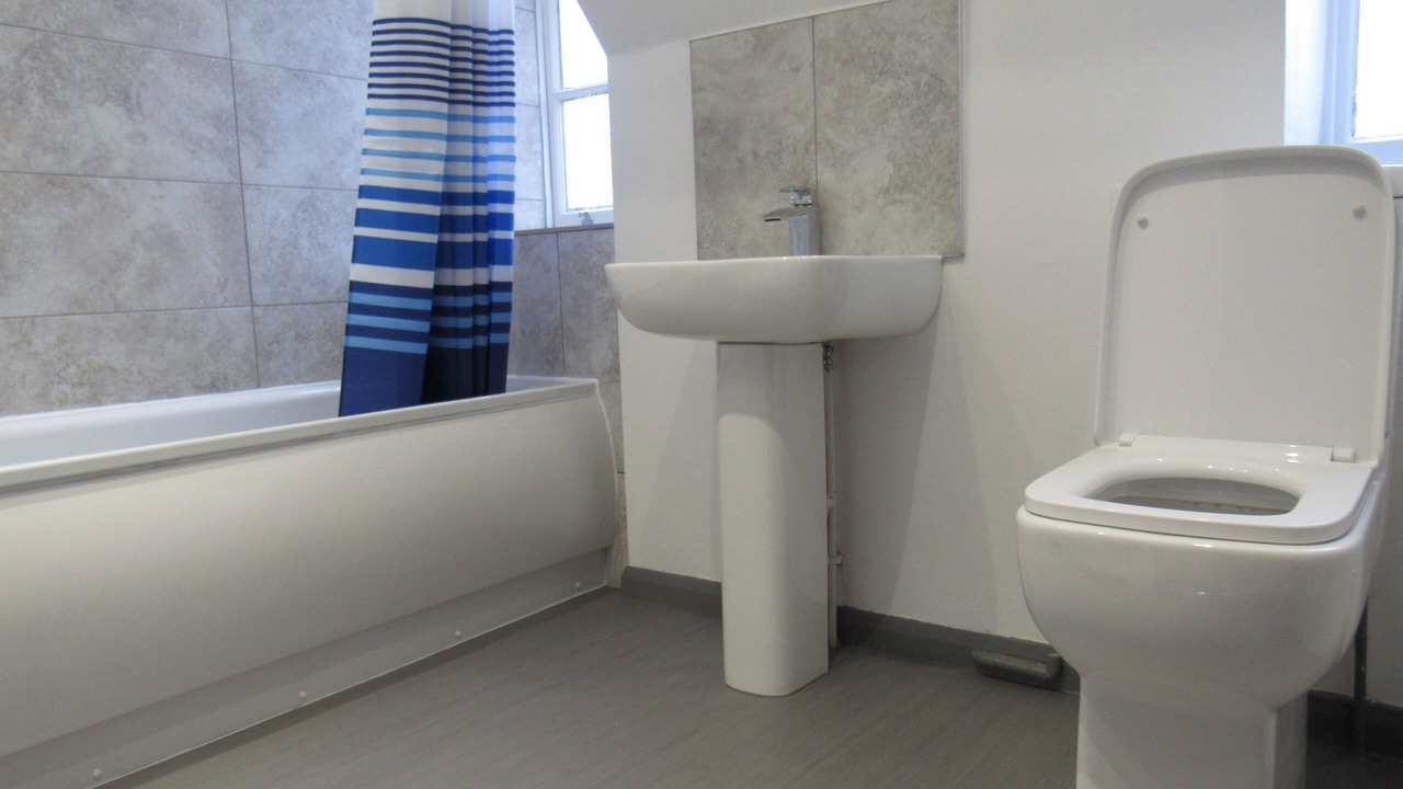 Photo of Bathroom in Cole Green