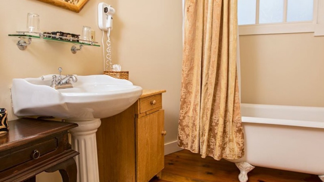 Photo of Bathroom in Murphys