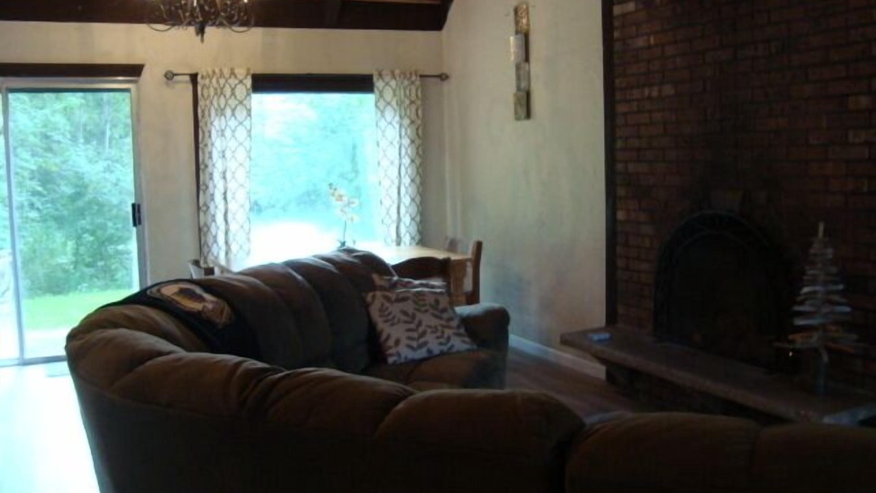Photo of Livingroom in Bessemer