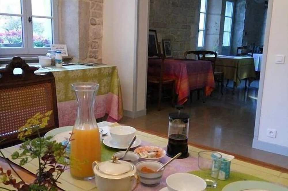 Photo of Others in Ancy-le-Franc