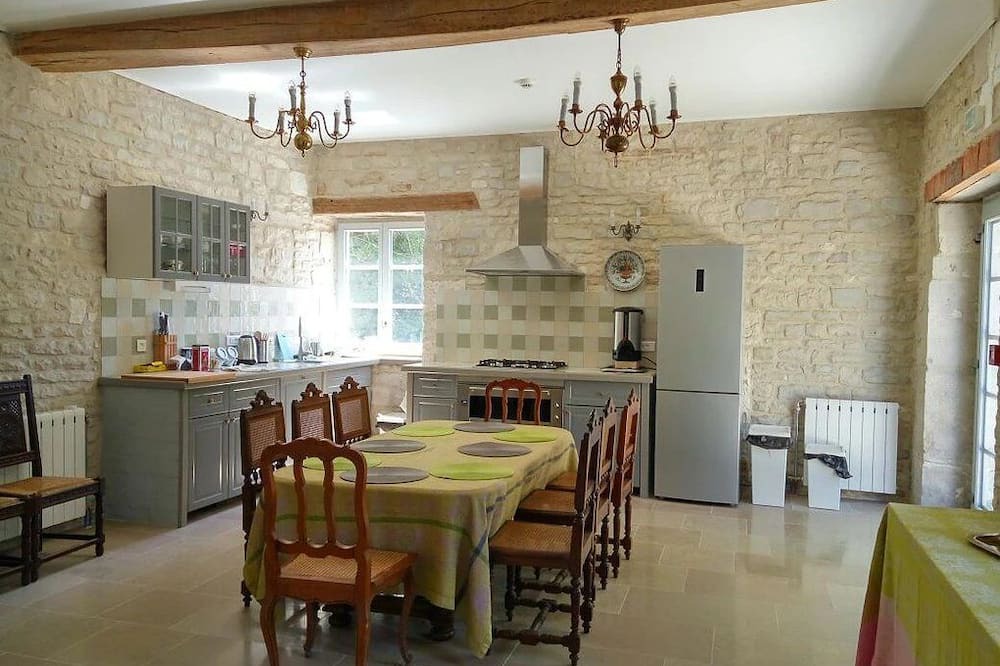 Photo of Others in Ancy-le-Franc