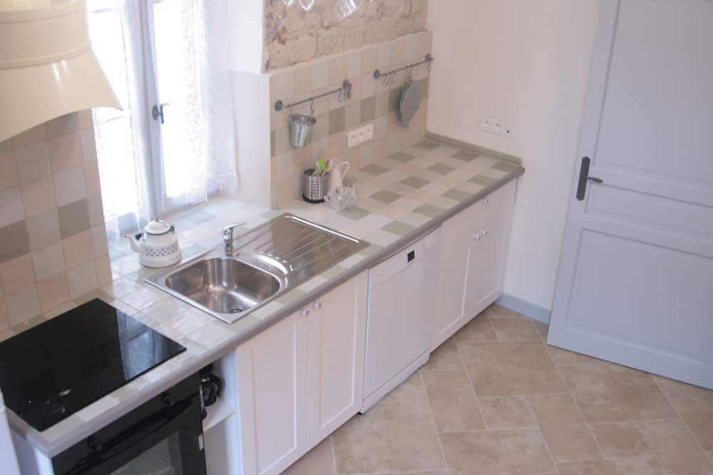 Photo of Kitchen in Ancy-le-Franc