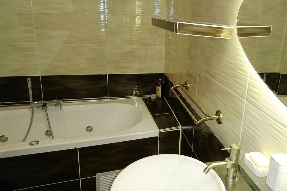 Photo of Bathroom in Mouret