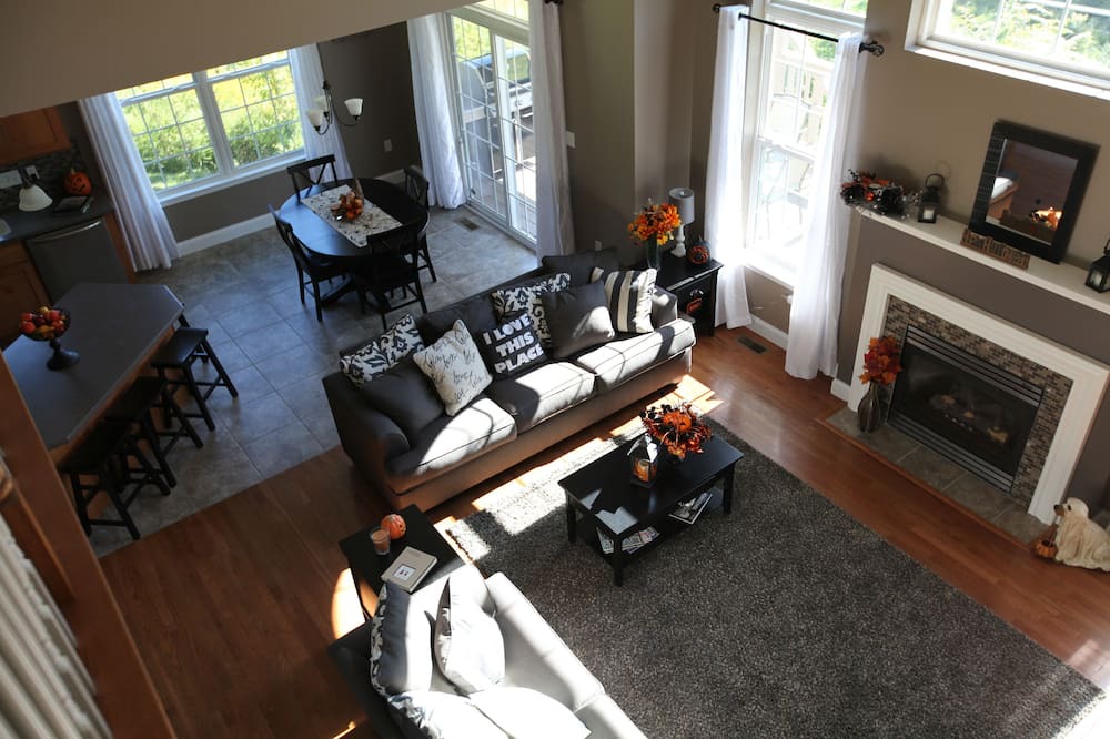 Photo of Livingroom in Robesonia