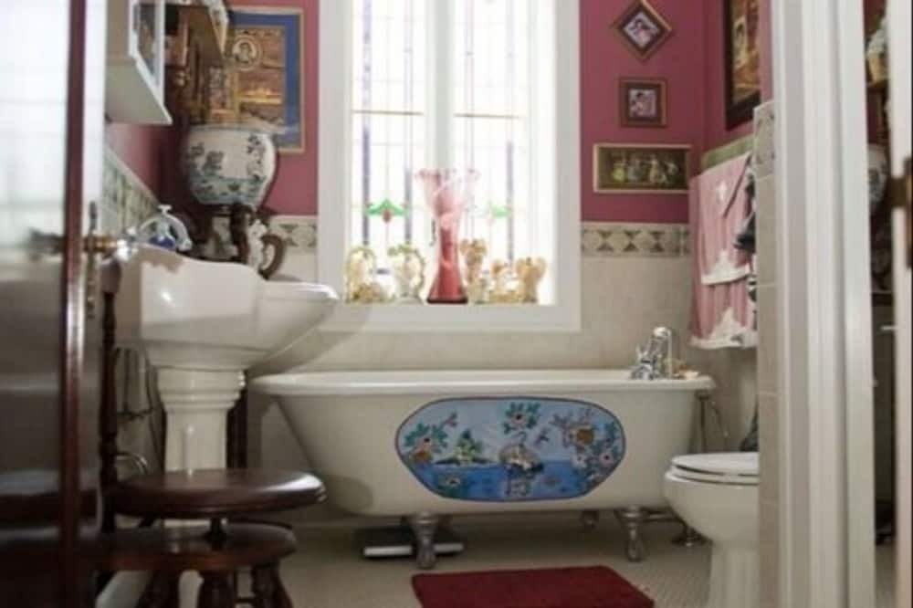 Photo of Bathroom in Waterloo