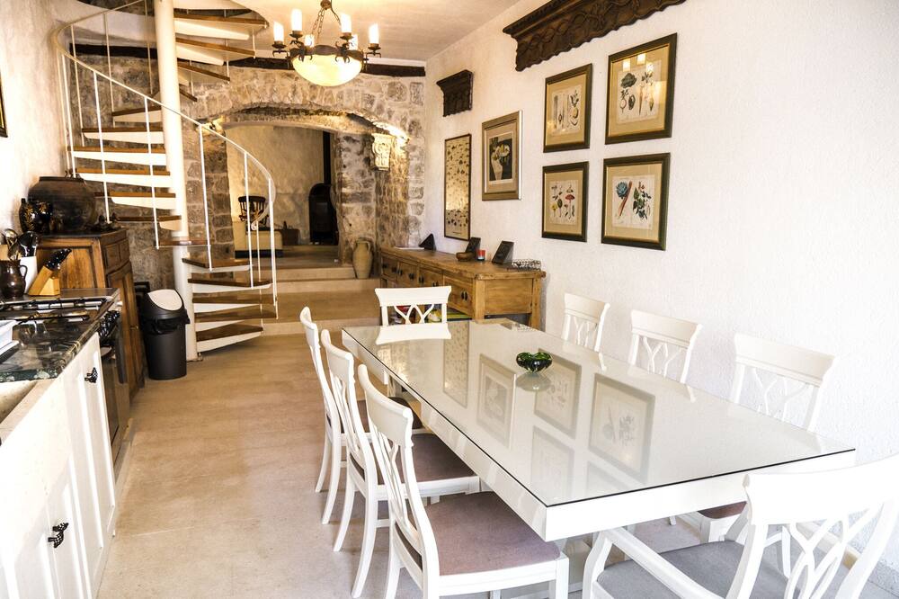Photo of Kitchen in Zaton