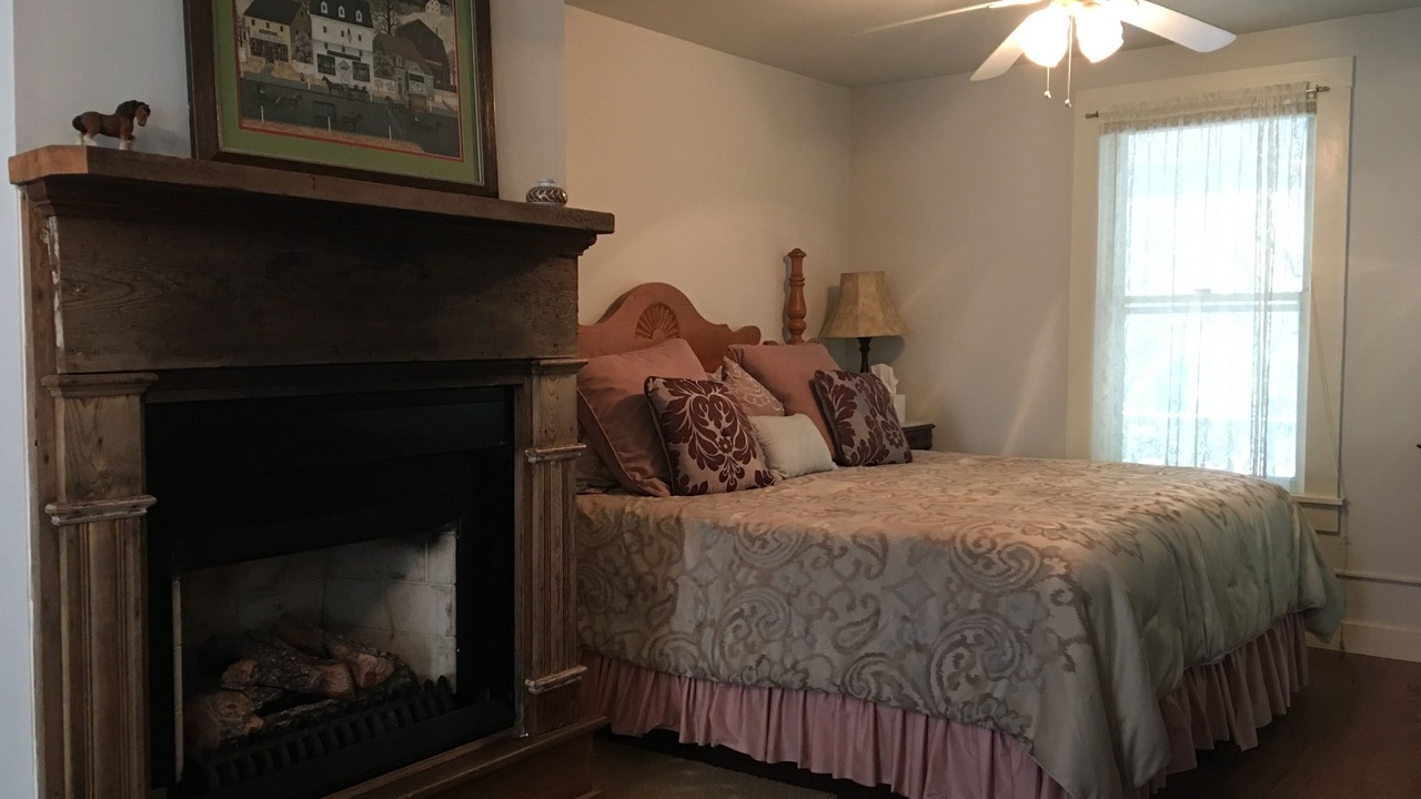 Photo of Bedroom in Grassy Creek