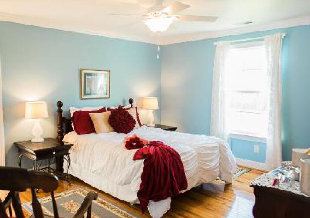 Photo of Bedroom in Pinnacle